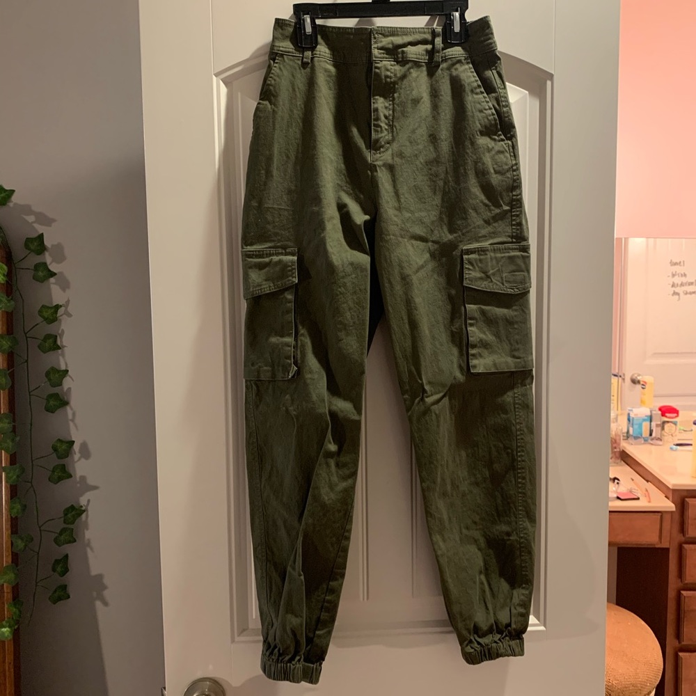 Army green cargo joggers